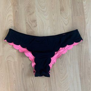 COPY - PINK - Scalloped cheeky bikini bottom